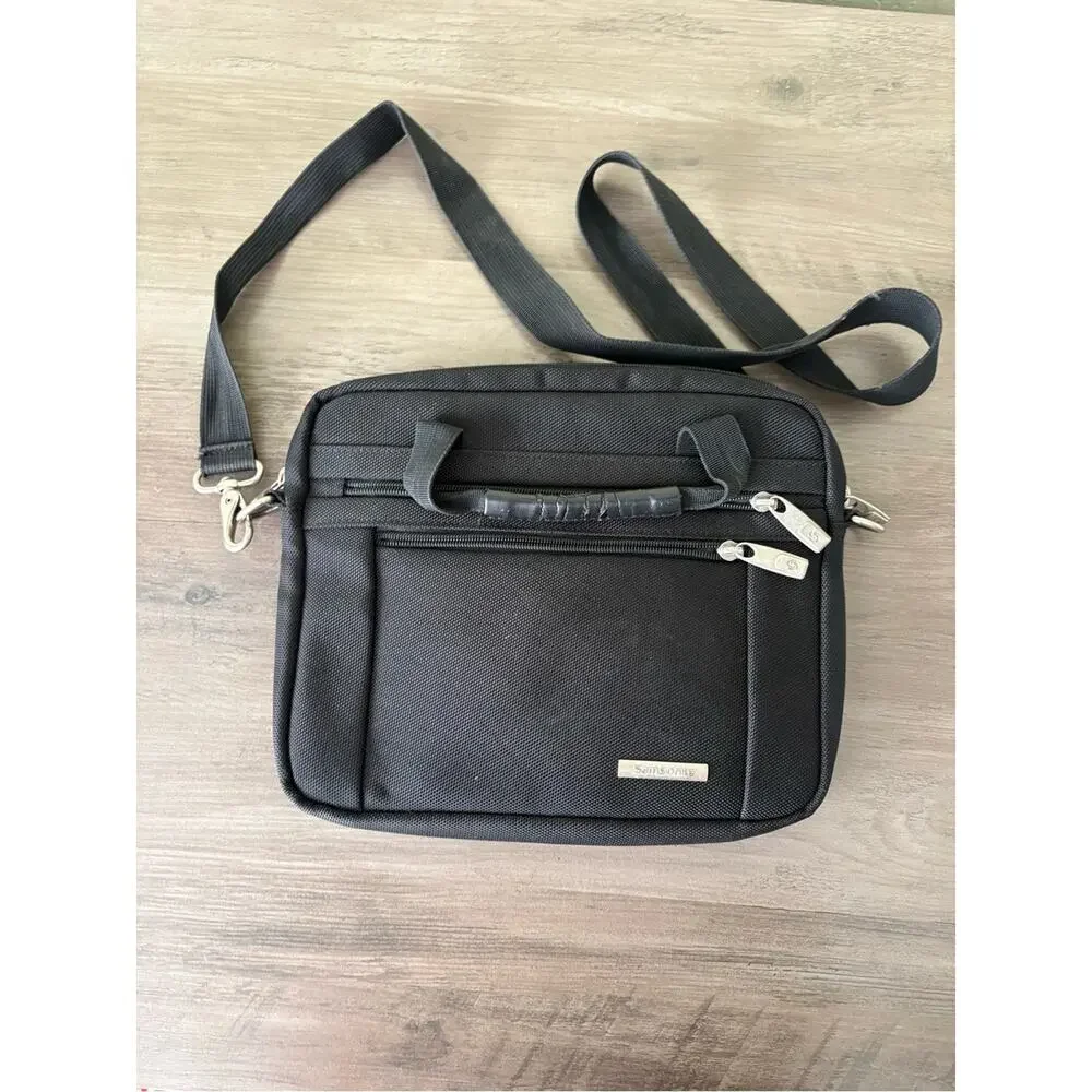 Samsonite Black Travel Shoulder Bag Crossbody Organizer NWOT